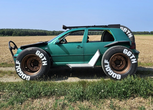 La démesurée Volkswagen Golf 4 3